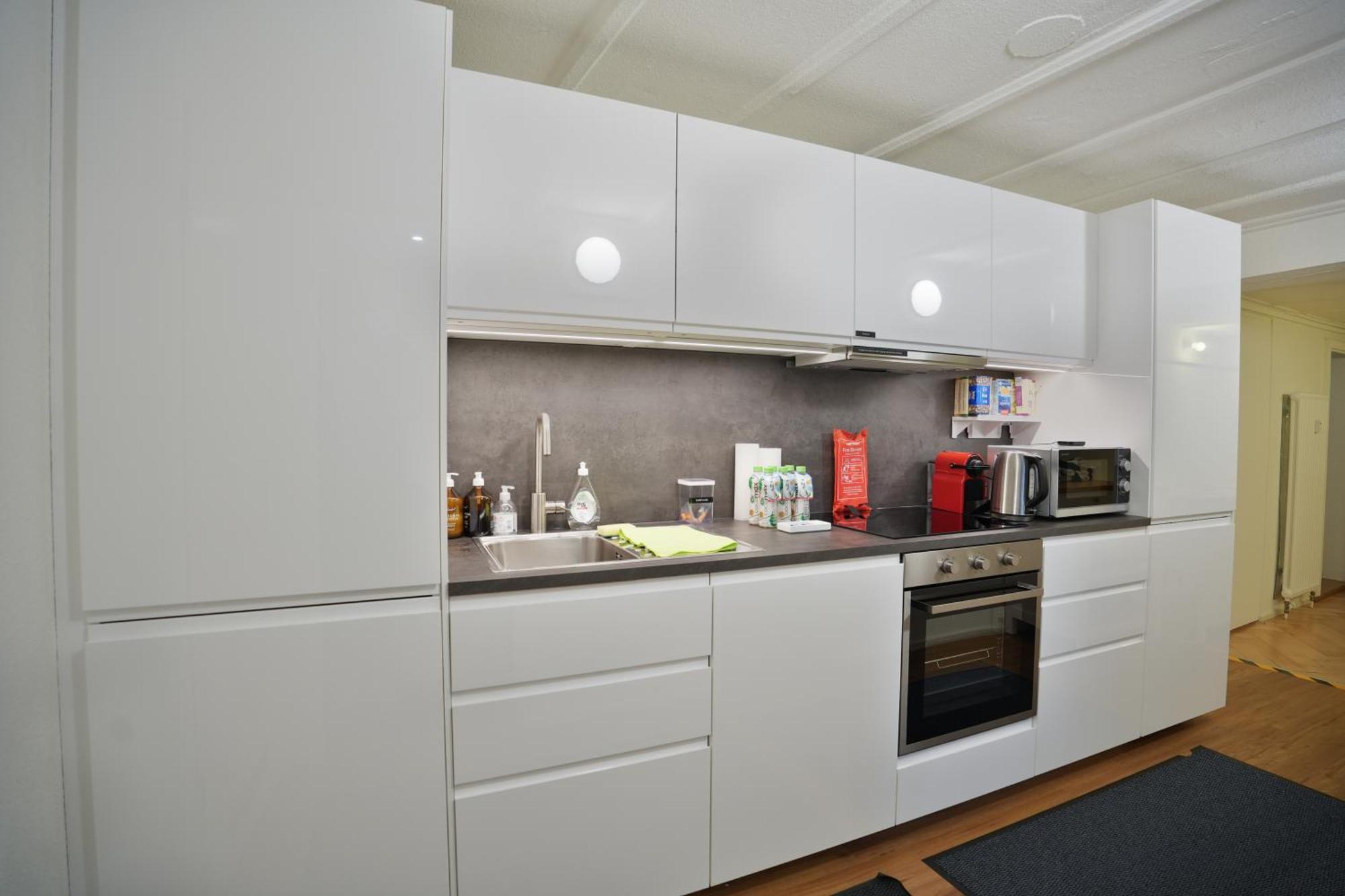 Cozy City Center, 4 Bedroom- 120Sq, 5Min Walk To Main Station Bázel Kültér fotó
